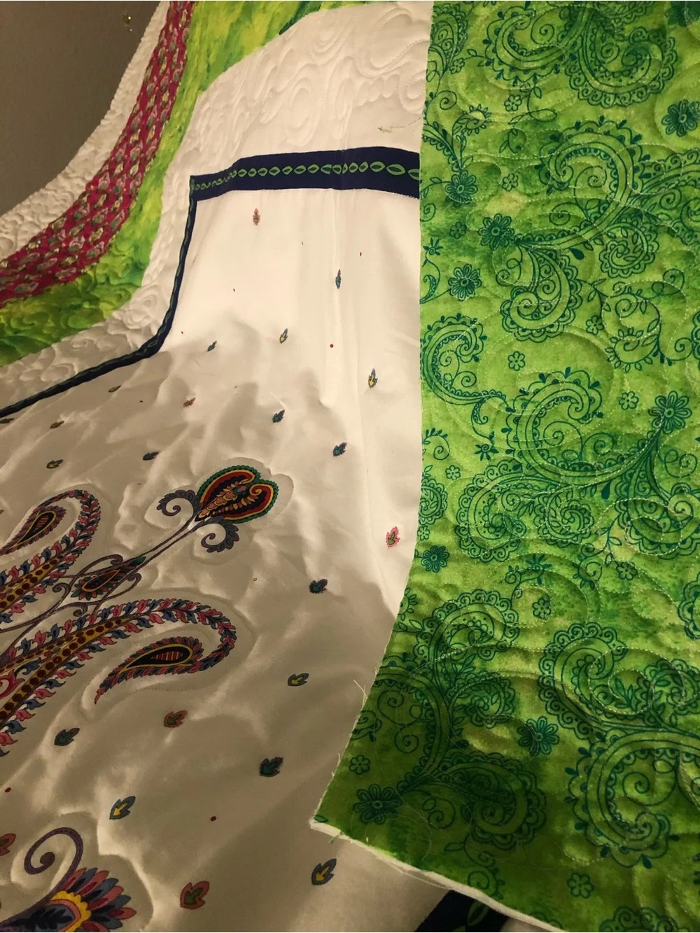 N/A vibrant paisley
